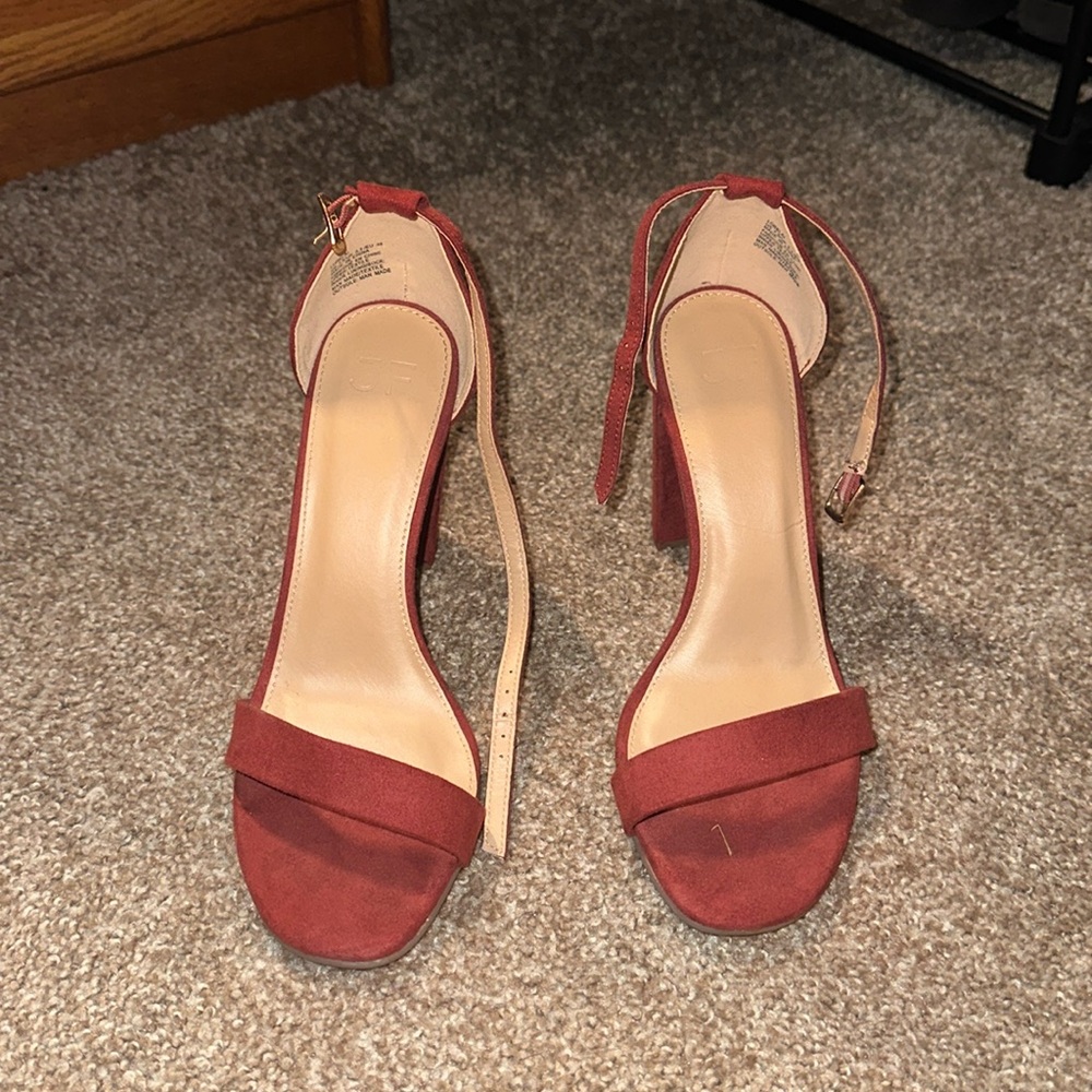 NWOT Red Heels